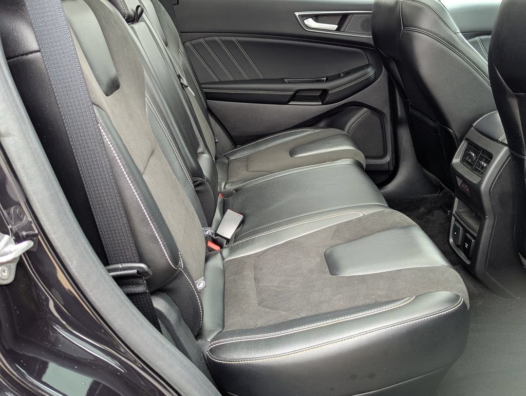 Used 2019 Ford Edge ST w/ Equipment Group 401A AWD/4WD image 26