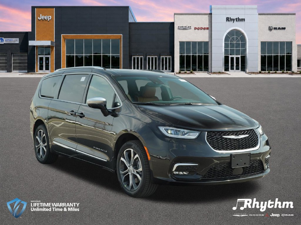 New 2026 Chrysler Pacifica Pinnacle