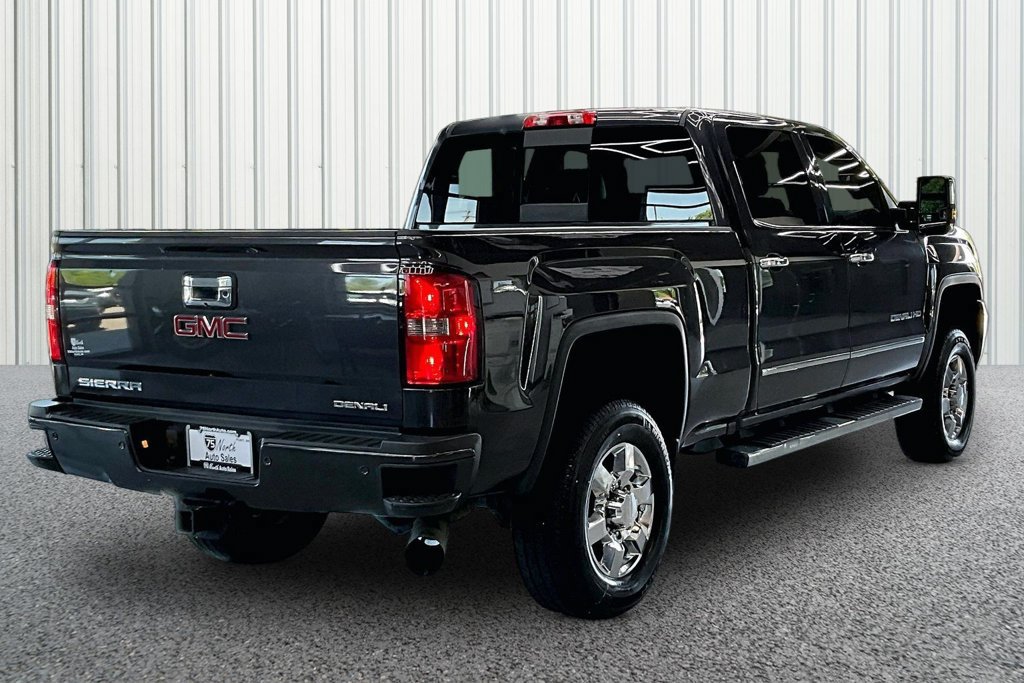 Used 2016 GMC Sierra 3500 Denali AWD/4WD image 6