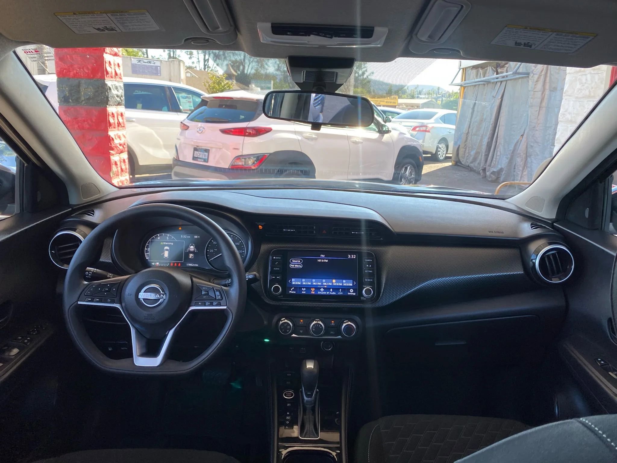 Used 2023 Nissan Kicks SV image 6