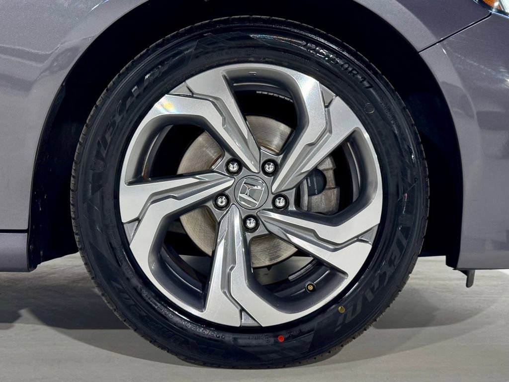 Used 2020 Honda Accord EX image 34
