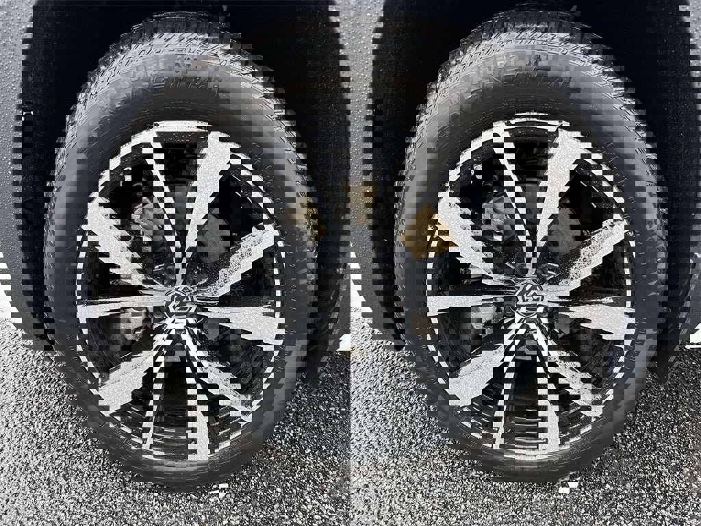 New 2025 Volkswagen Atlas SEL Premium R-Line image 8