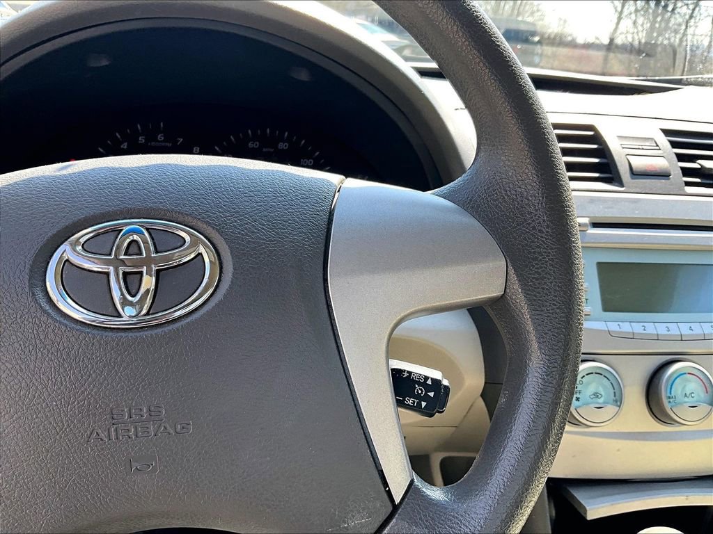 Used 2009 Toyota Camry CE image 17