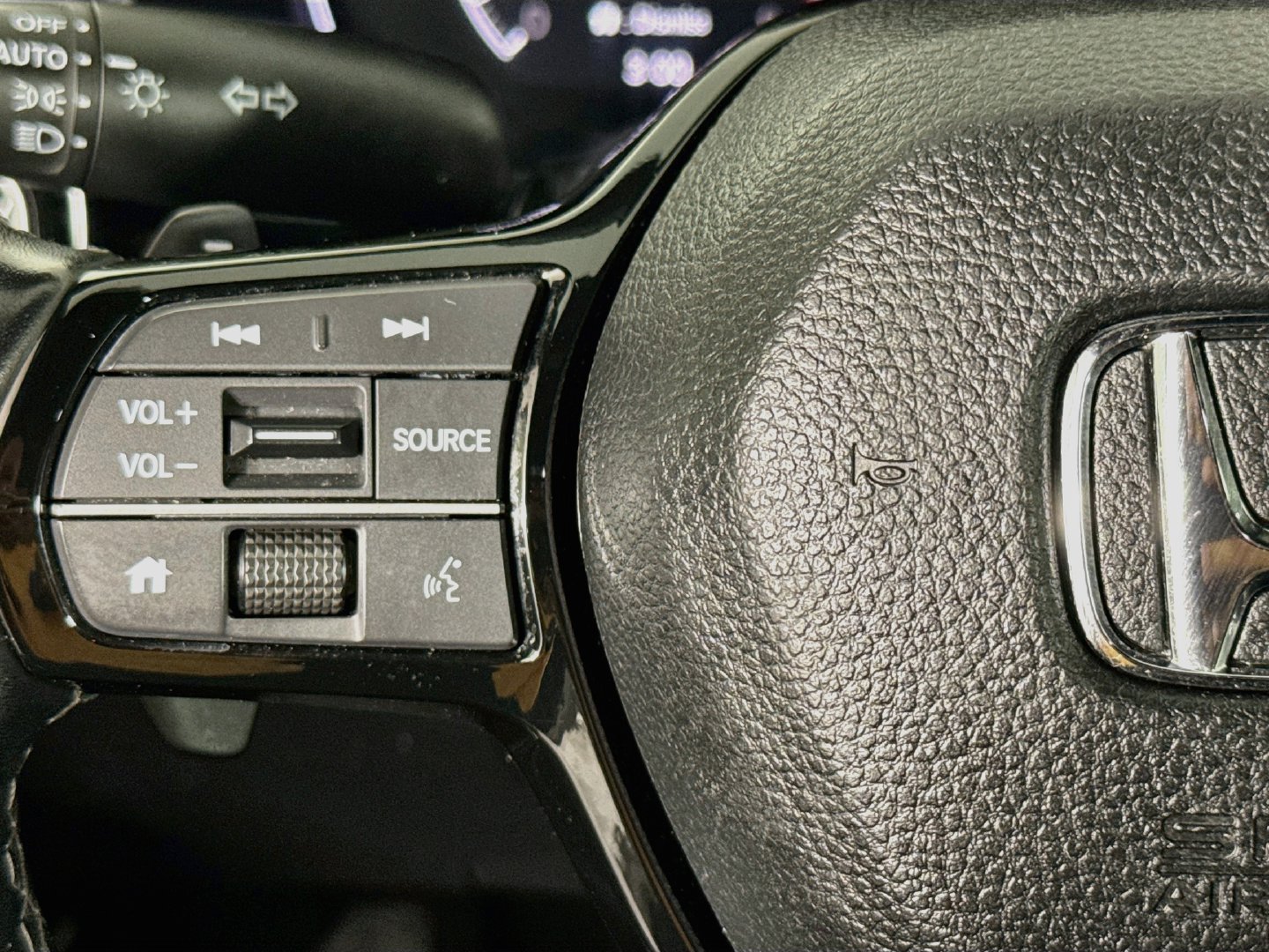 Used 2025 Honda Civic Sport image 11