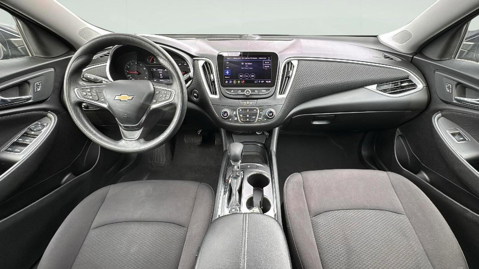 Used 2023 Chevrolet Malibu LT image 11