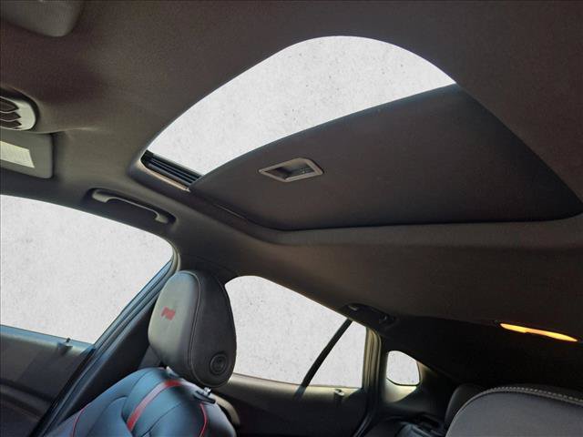 Used 2024 Chevrolet Trax RS w/ Sunroof Package FWD image 19