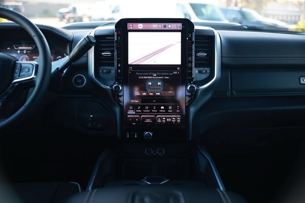 New 2026 RAM 3500 Laramie AWD/4WD image 25