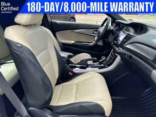 Used 2017 Honda Accord Touring image 35