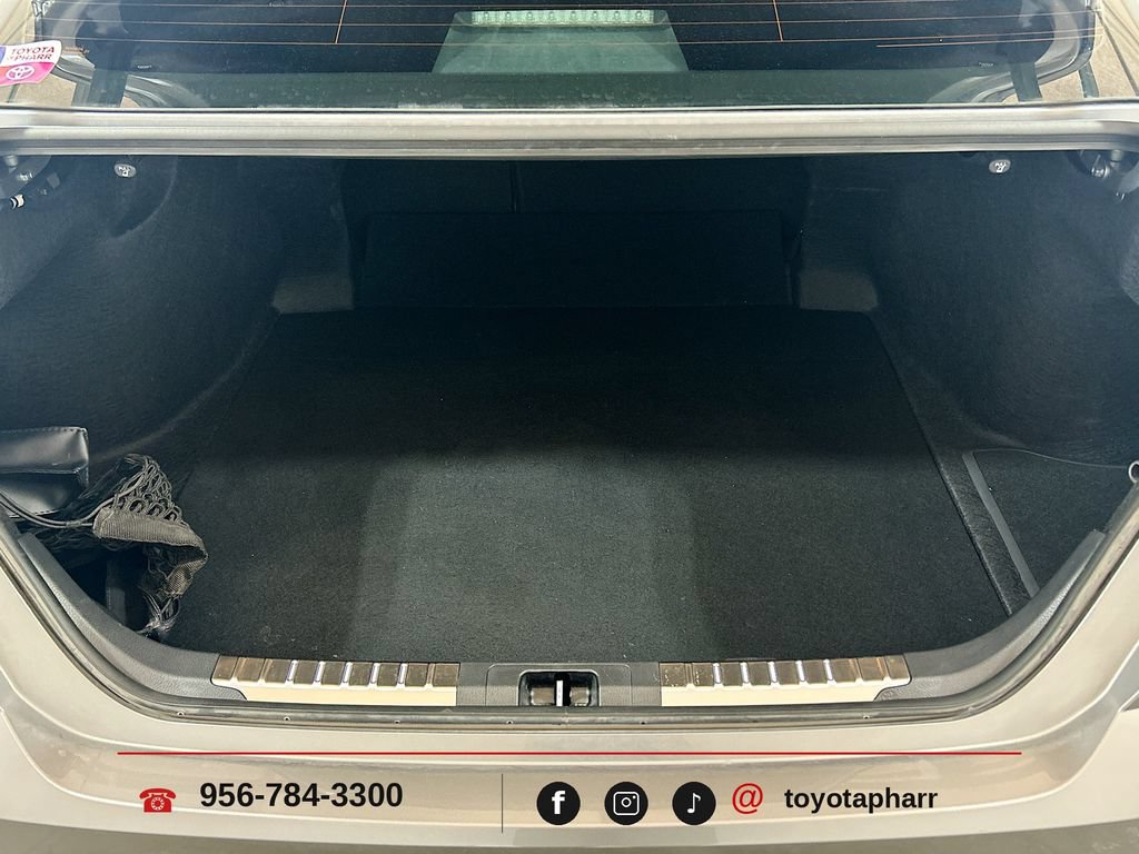 Used 2025 Toyota Camry XLE w/ Premium Package FWD image 26