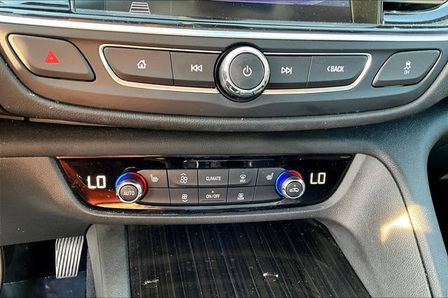 Used 2019 Buick Regal Essence w/ Driver Confidence Package I AWD/4WD image 32