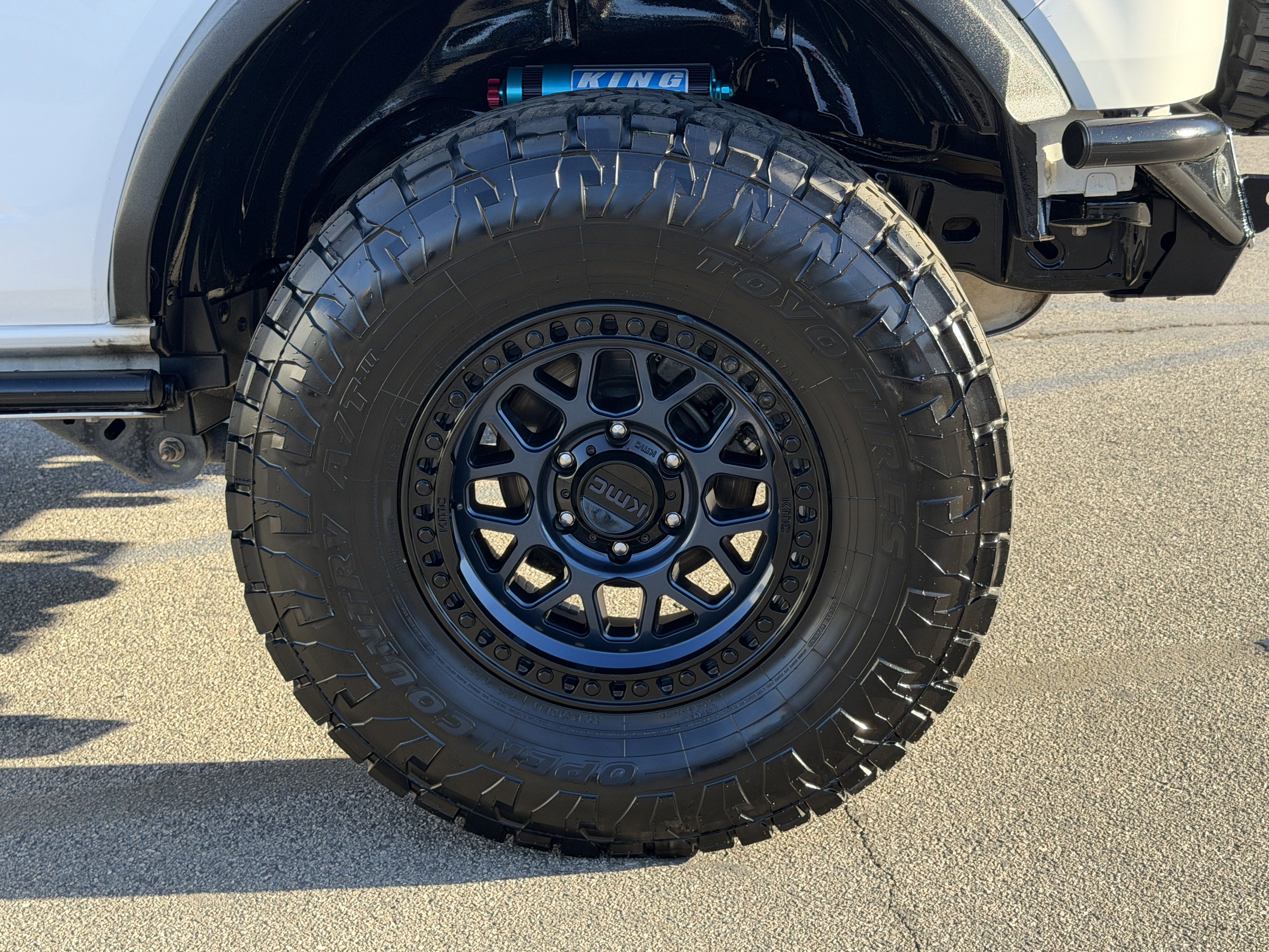 Used 2022 Ford Bronco Wildtrak image 9