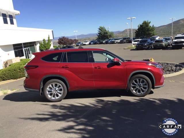 Used 2023 Toyota Highlander Limited image 7