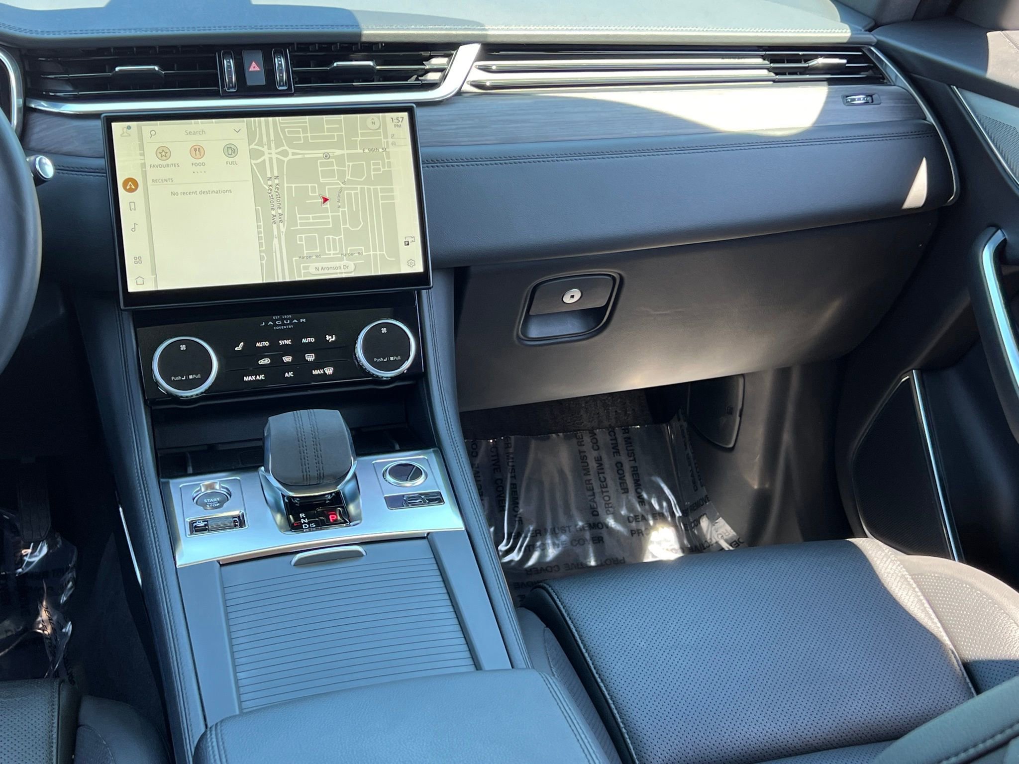 Used 2023 Jaguar F-PACE S AWD/4WD image 27