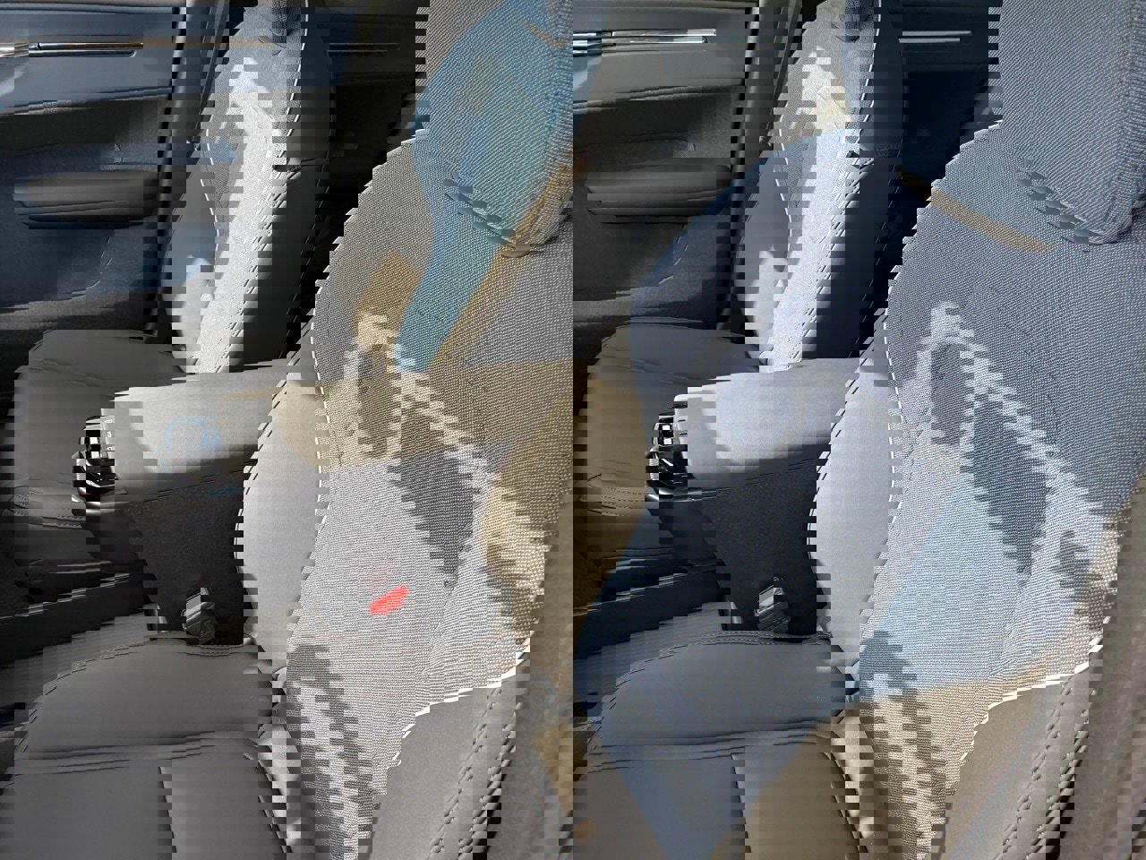 New 2026 Volvo EX30 Plus image 16