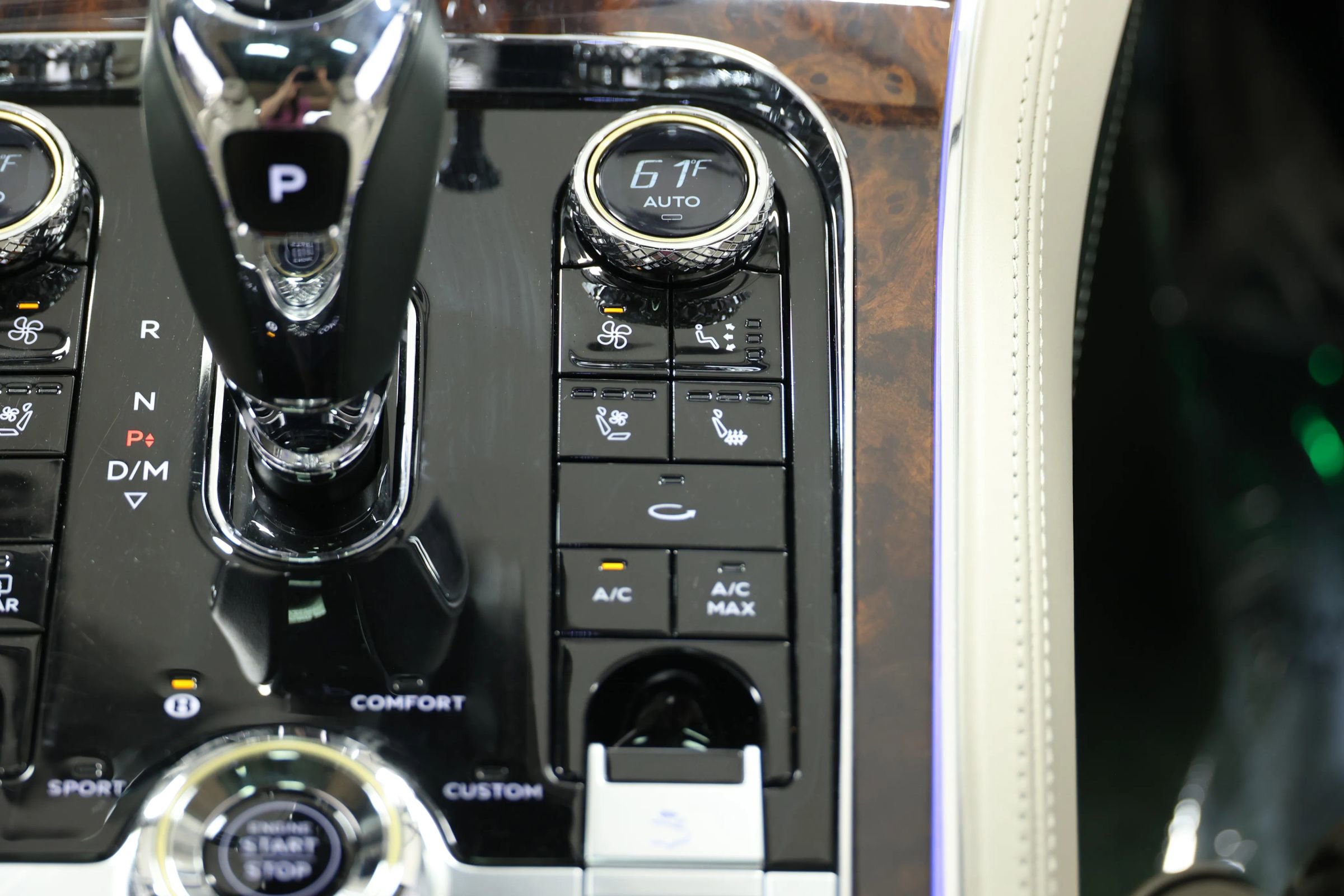 Used 2021 Bentley Continental GT image 53