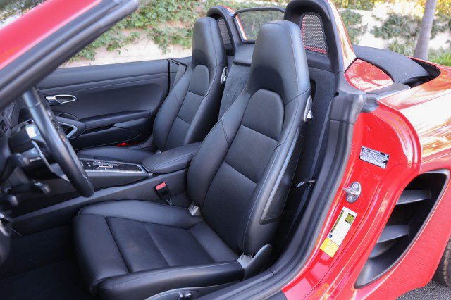 Used 2019 Porsche 718 Boxster S RWD image 15