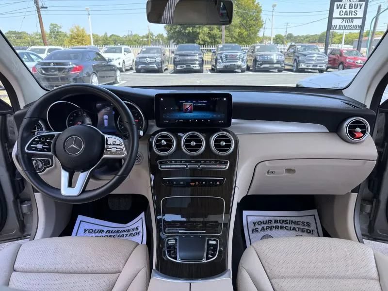 Used 2022 Mercedes-Benz GLC 300 w/ Premium Package Lite image 38
