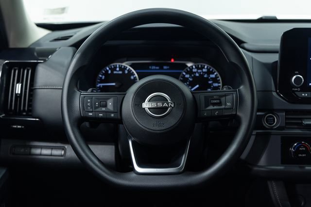 Used 2024 Nissan Pathfinder S w/ Cargo Package image 13