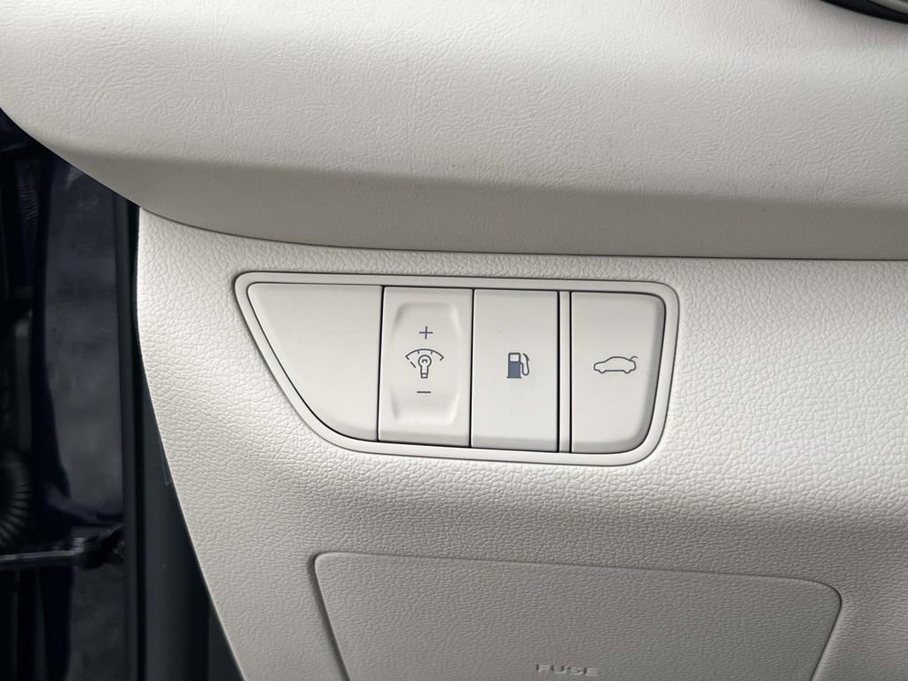 New 2026 Genesis G70 2.5T image 22