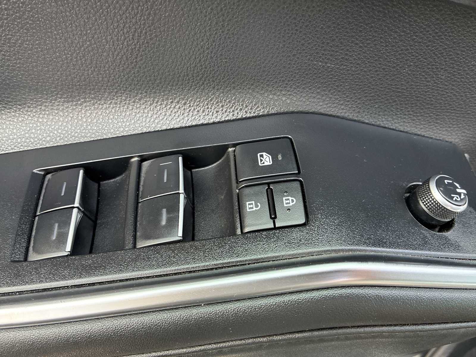 Used 2022 Toyota Highlander Platinum AWD/4WD image 15