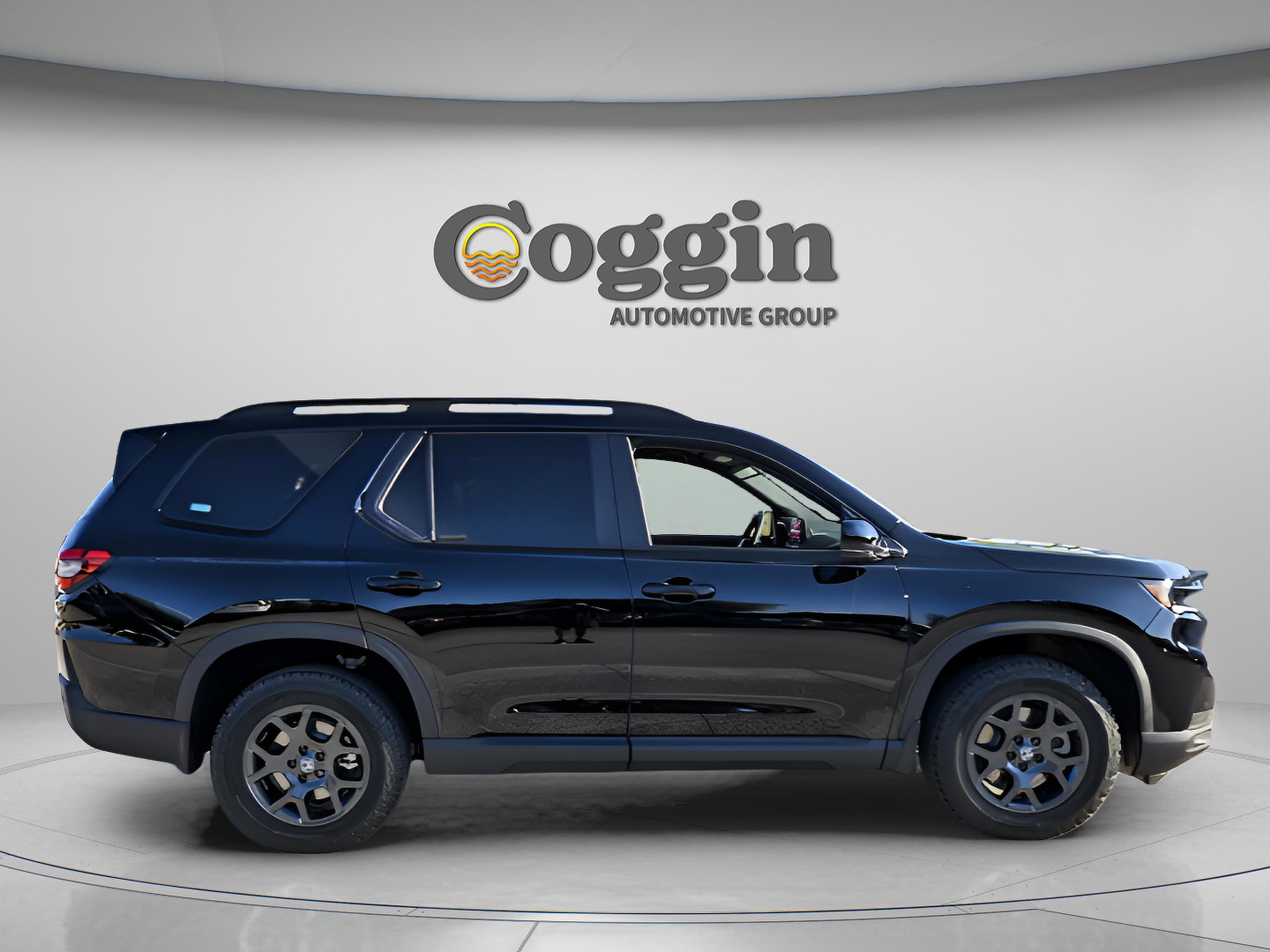 New 2025 Honda Pilot TrailSport image 6