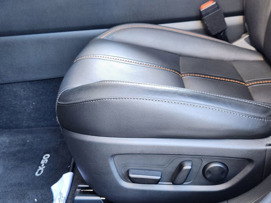 Used 2025 MAZDA CX-50 AWD 2.5 Turbo w/ Premium Pkg image 24