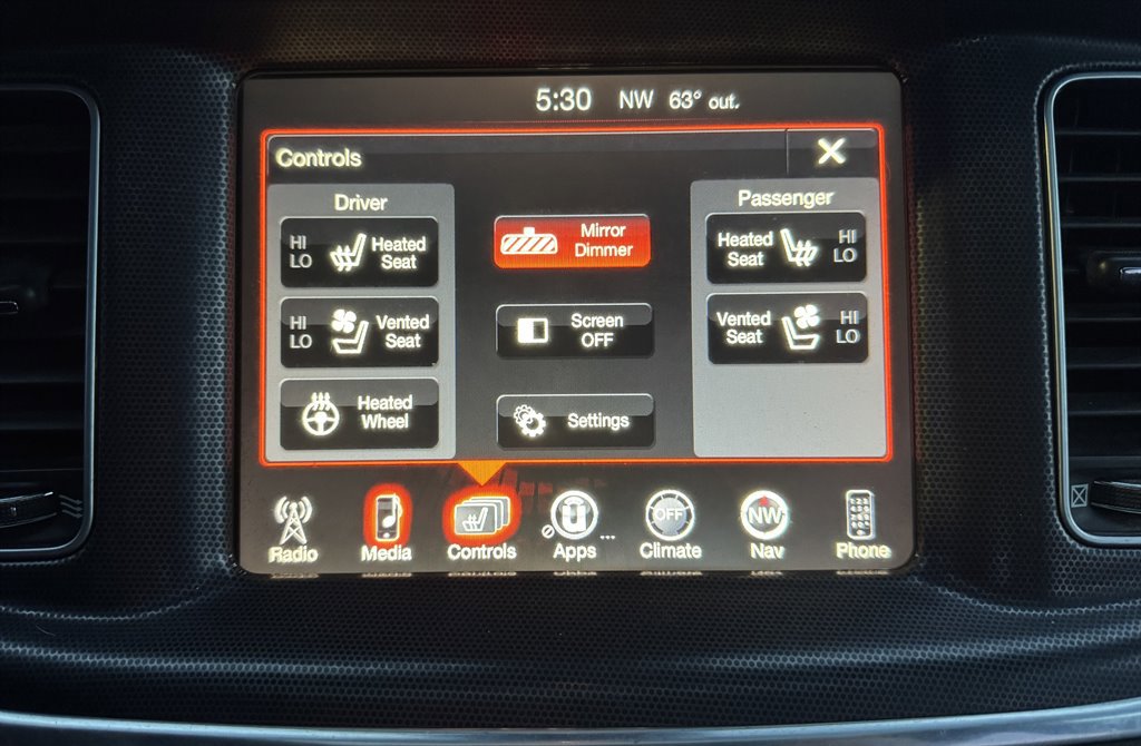 Used 2016 Dodge Charger SRT w/ Technology Group image 20