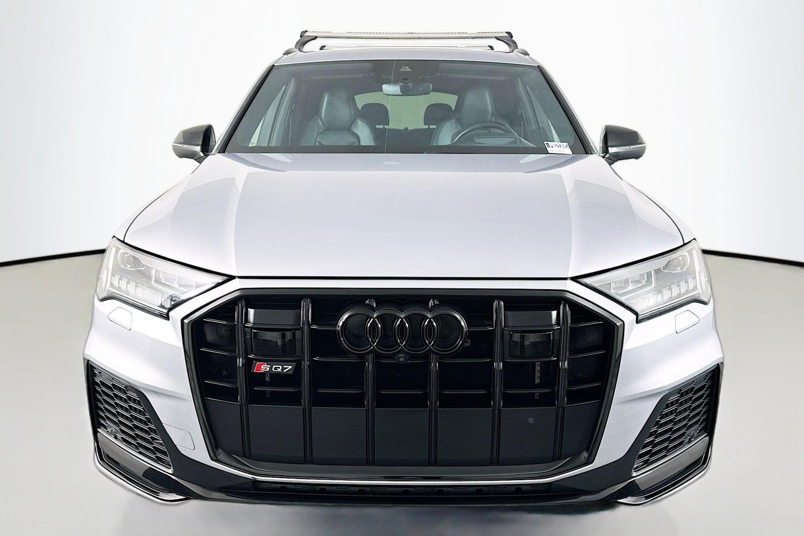Used 2020 Audi SQ7 Prestige w/ Prestige Package AWD/4WD image 2