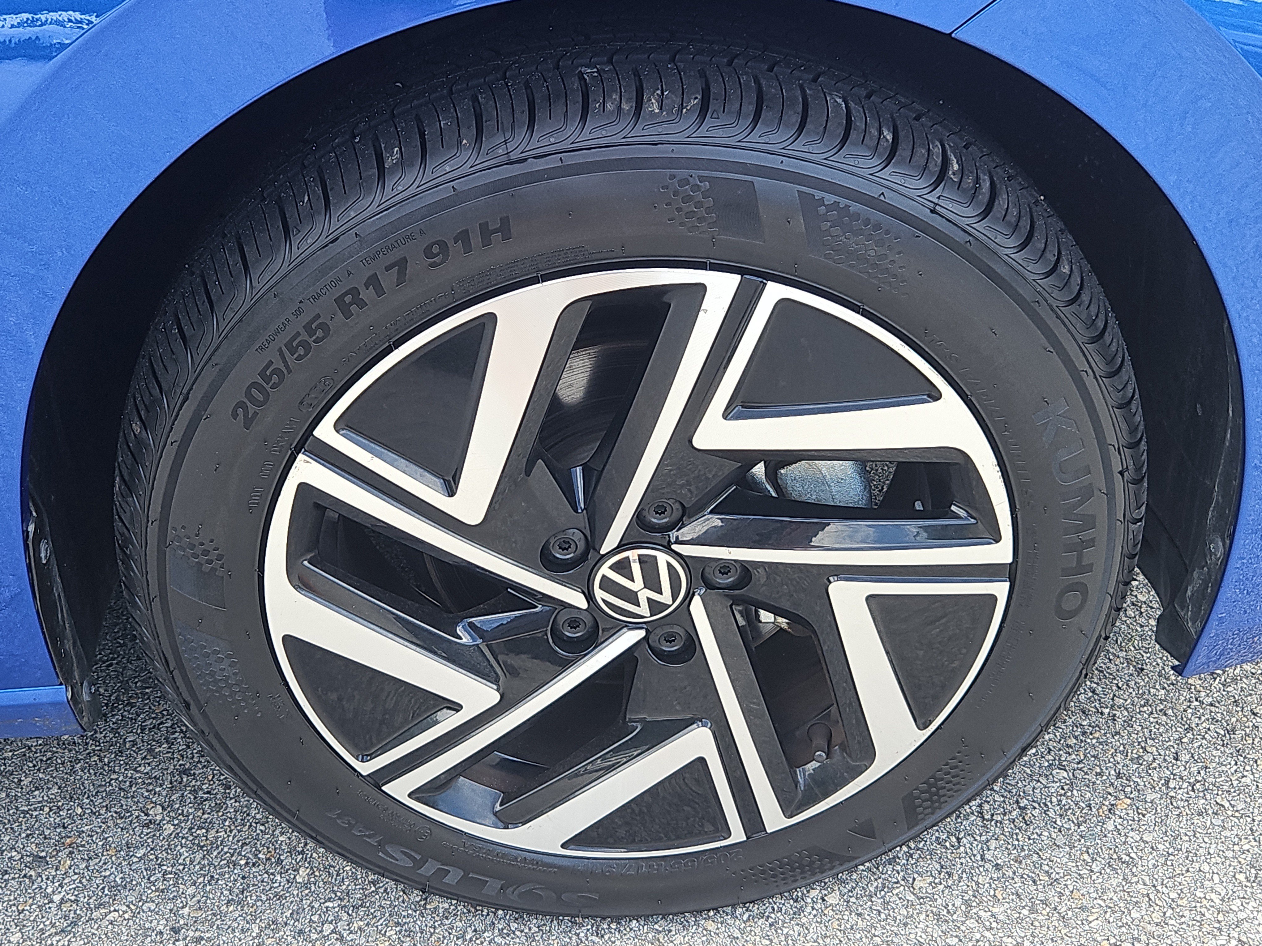Certified 2024 Volkswagen Jetta SEL FWD image 35