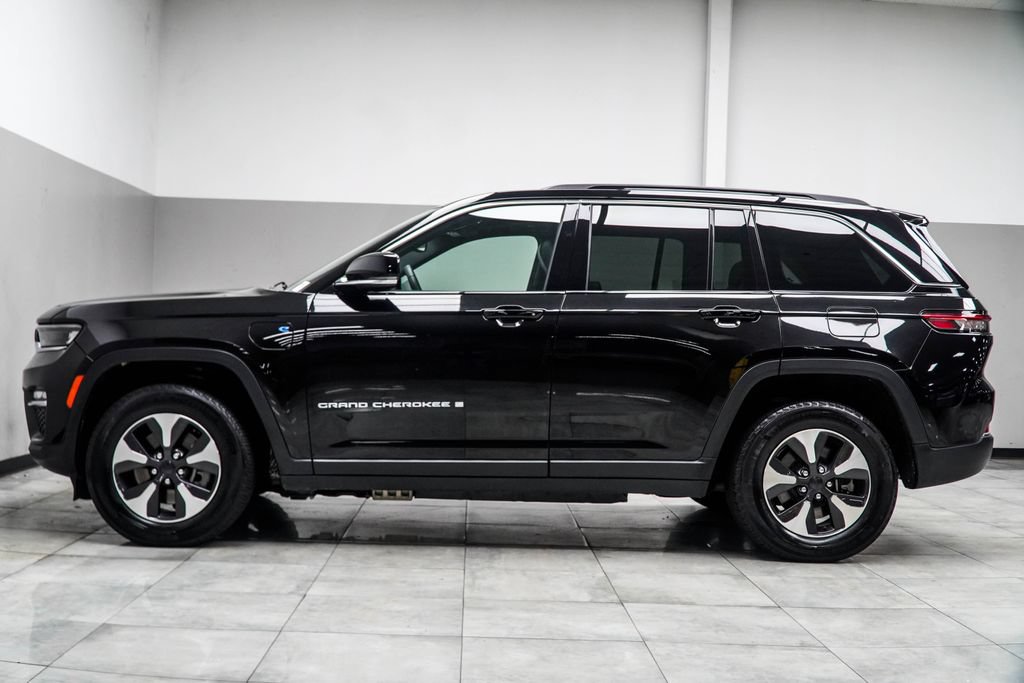 Used 2024 Jeep Grand Cherokee Limited 4xe AWD/4WD image 12