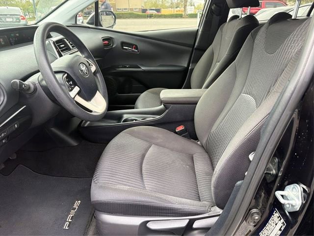 Used 2017 Toyota Prius Two w/ Carpet Mat Package FWD image 9