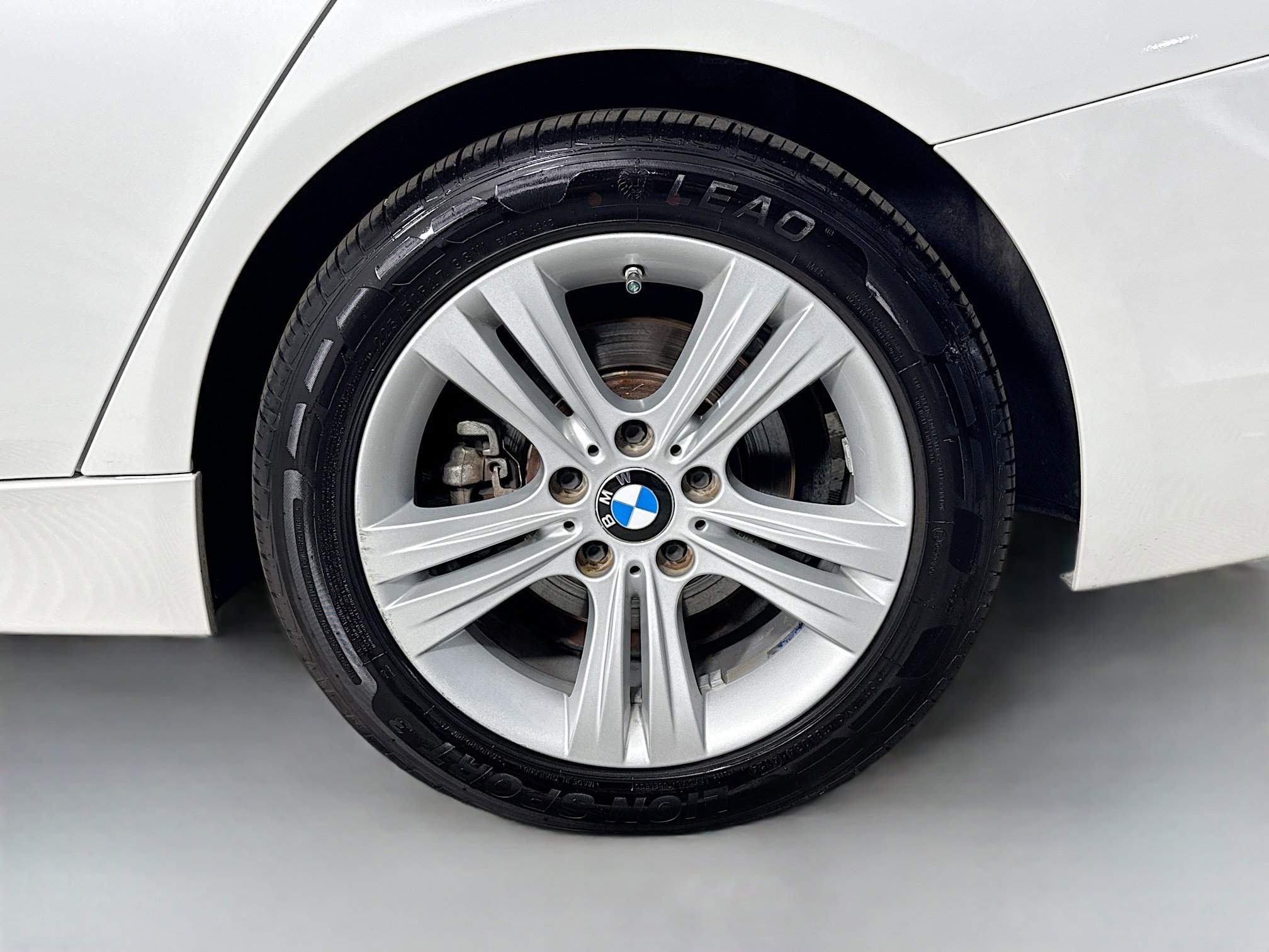 Used 2019 BMW 330i xDrive Wagon w/ Premium Package image 35