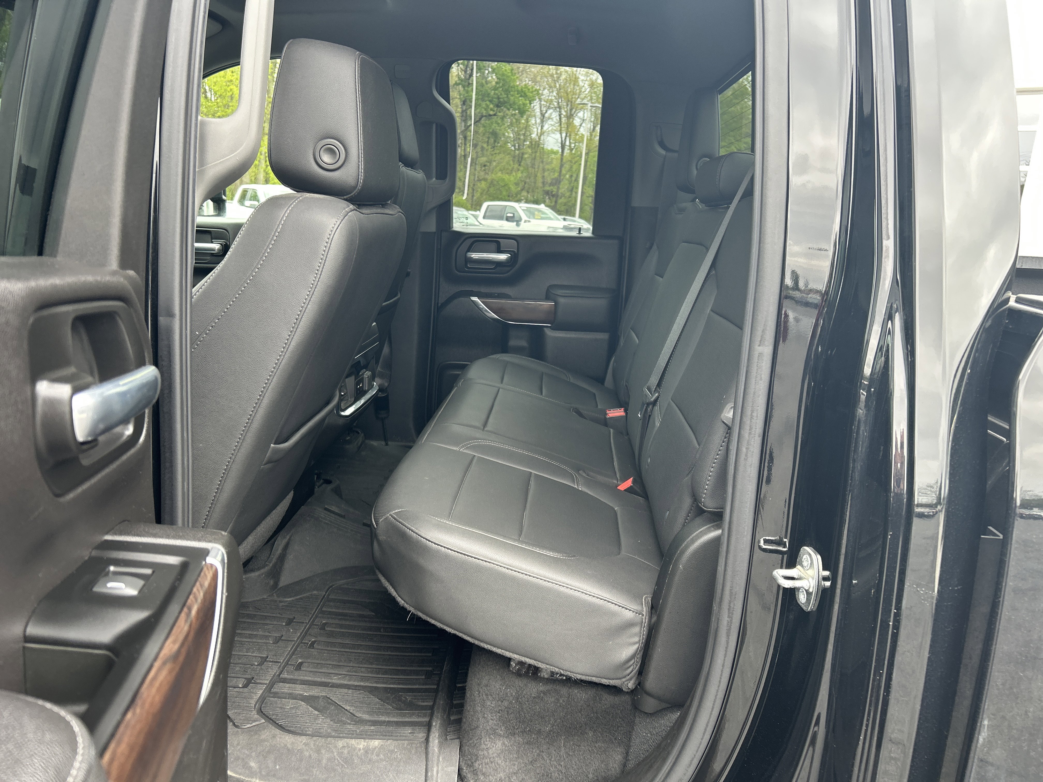 Used 2022 GMC Sierra 2500 SLT w/ SLT Convenience Package AWD/4WD image 32