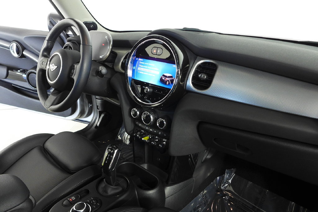 Certified 2024 MINI Cooper SE FWD image 13