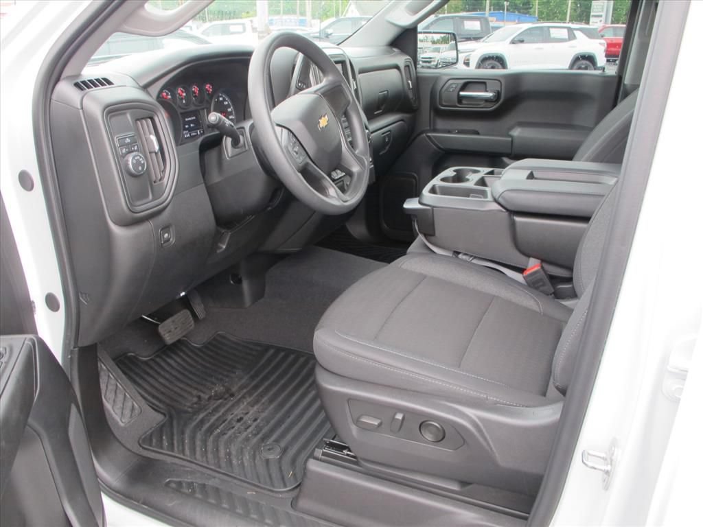 Used 2024 Chevrolet Silverado 1500 Custom RWD image 10