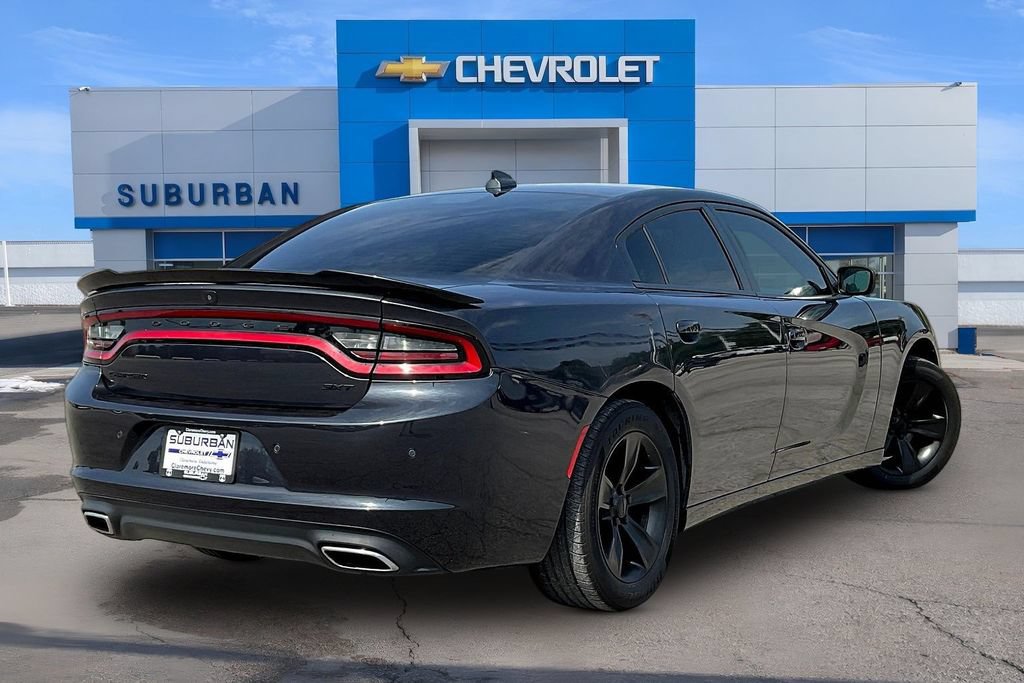 Used 2018 Dodge Charger SXT Plus RWD image 4