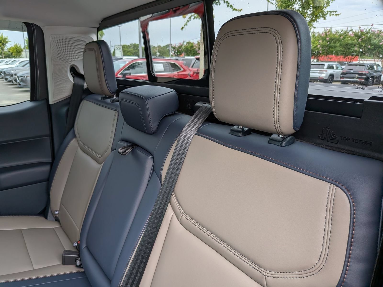 Used 2025 Ford Maverick Lariat AWD/4WD image 30