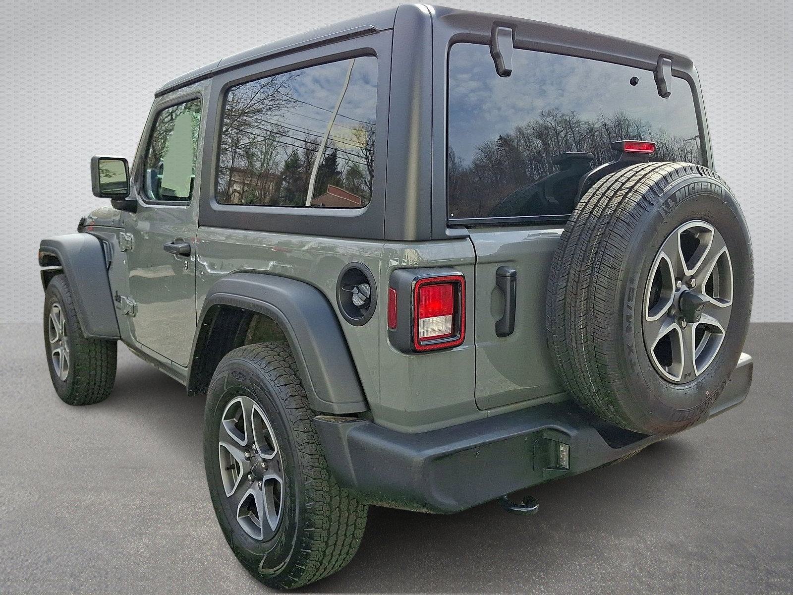 Certified 2022 Jeep Wrangler Sport AWD/4WD image 4