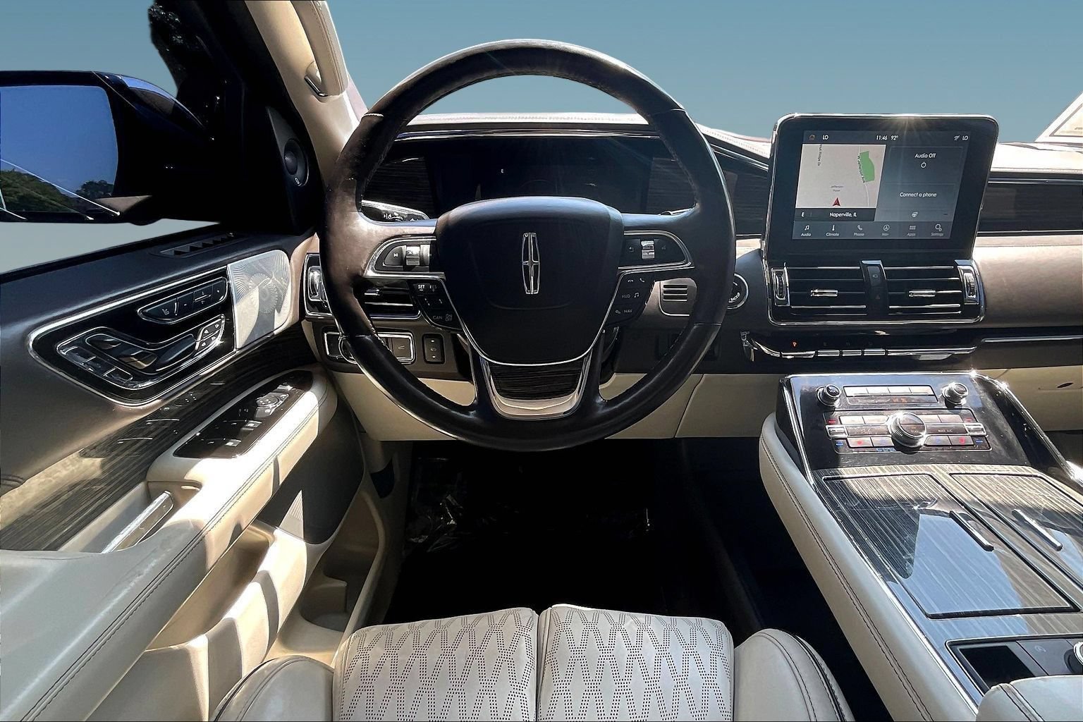 Used 2020 Lincoln Navigator Black Label w/ Cargo Convenience Package AWD/4WD image 8