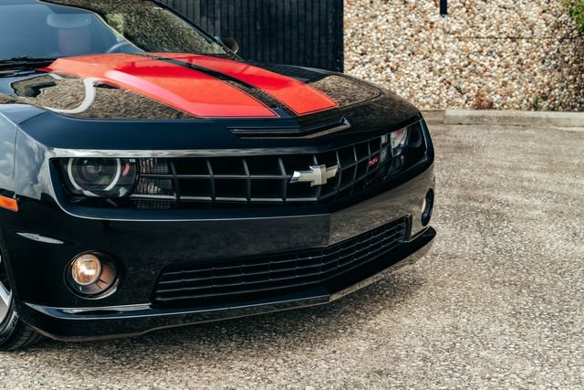Used 2010 Chevrolet Camaro SS w/ LPO, Ground Effects Package RWD image 25