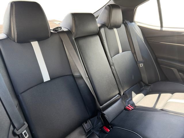 Used 2025 Toyota Camry SE image 18