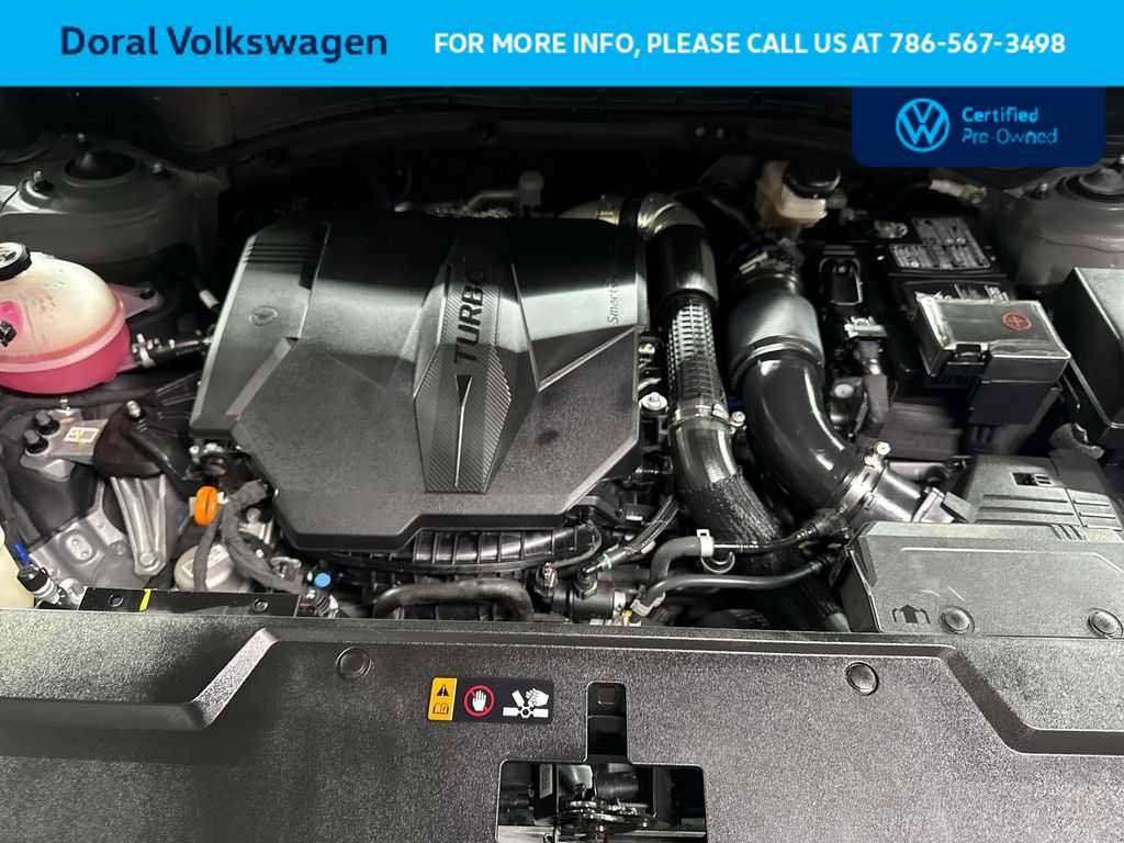 Used 2024 Hyundai Santa Fe Calligraphy image 11