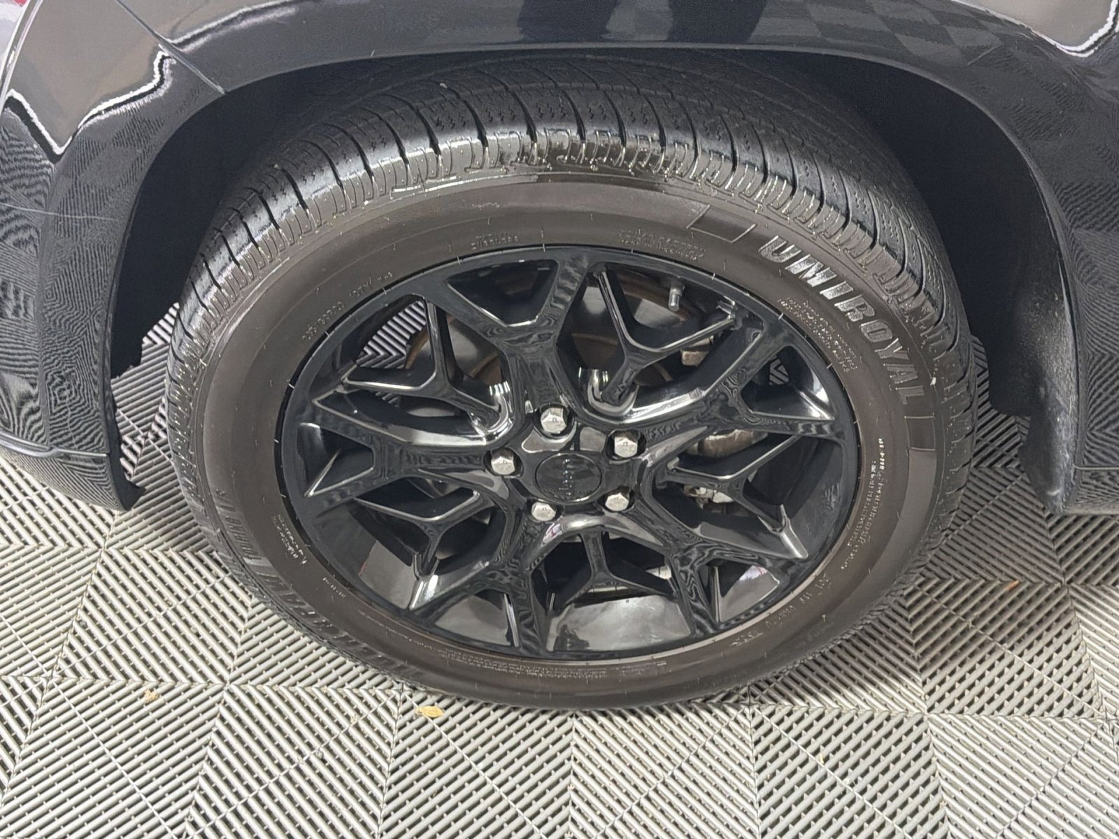 Used 2021 Jeep Grand Cherokee Limited X image 12