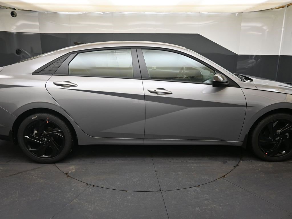 New 2026 Hyundai Elantra Sport image 5