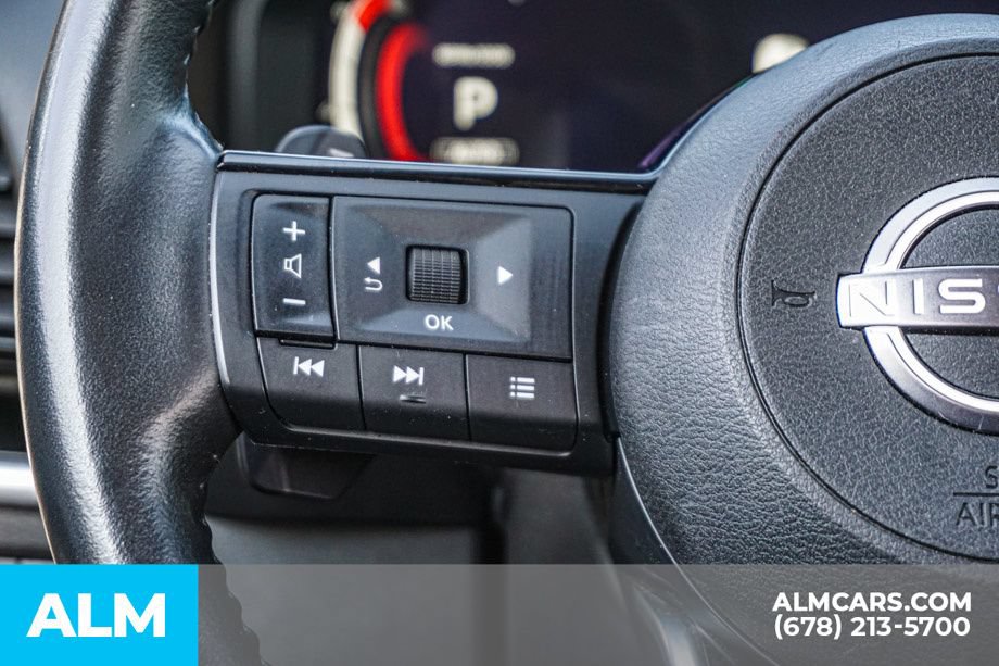 Used 2024 Nissan Rogue SL AWD/4WD image 28