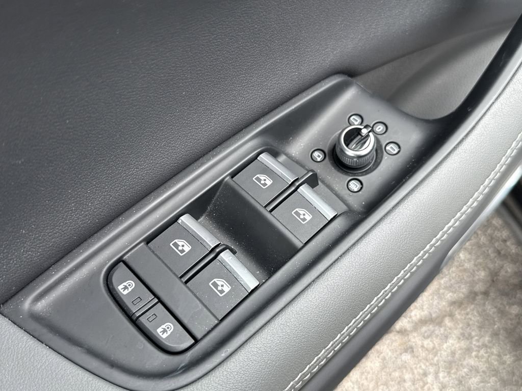 Used 2025 Audi Q7 3.0T Premium Plus w/ Premium Plus Package image 8