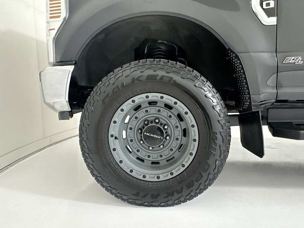 Used 2021 Ford F250 Lariat w/ Lariat Ultimate Package AWD/4WD image 31
