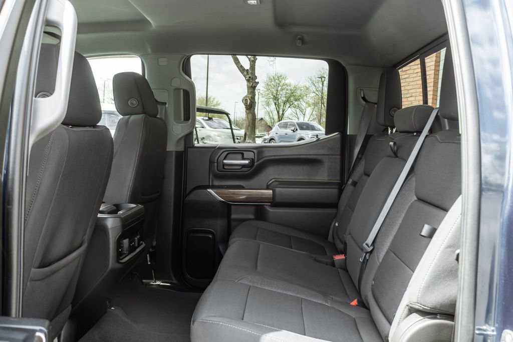 Used 2021 Chevrolet Silverado 1500 LT Trail Boss w/ Convenience Package II AWD/4WD image 27