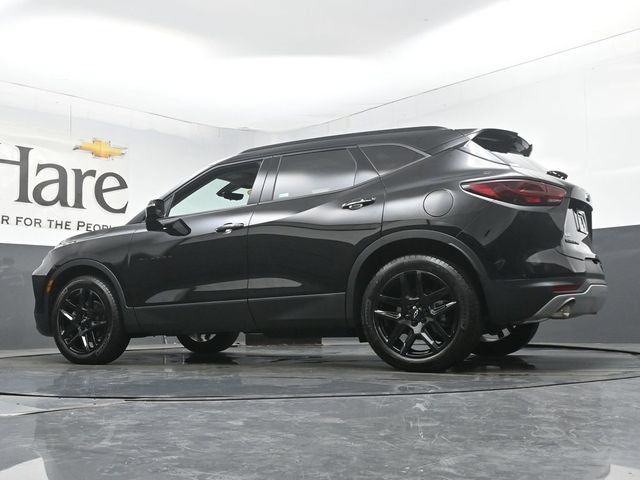 Used 2025 Chevrolet Blazer LT w/ Sound & Technology Package AWD/4WD image 59