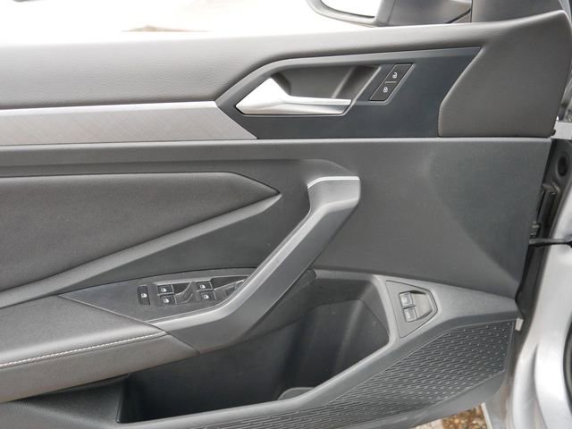 Certified 2024 Volkswagen Jetta SE image 16